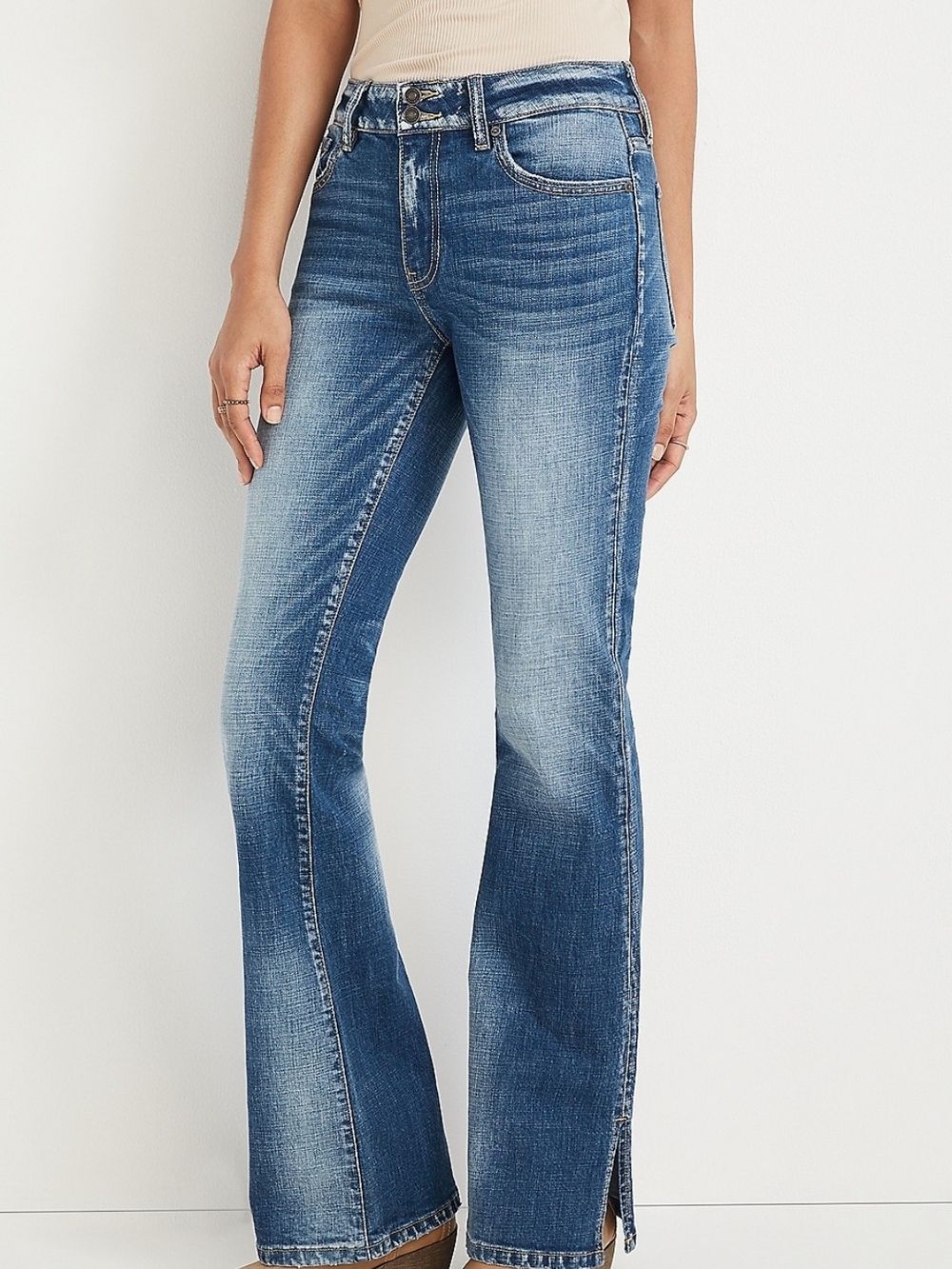 KanCan Mid-Rise Boot Cut Slit Hem Jeans Womens Size 26